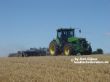 John Deere 8400 mit Egge